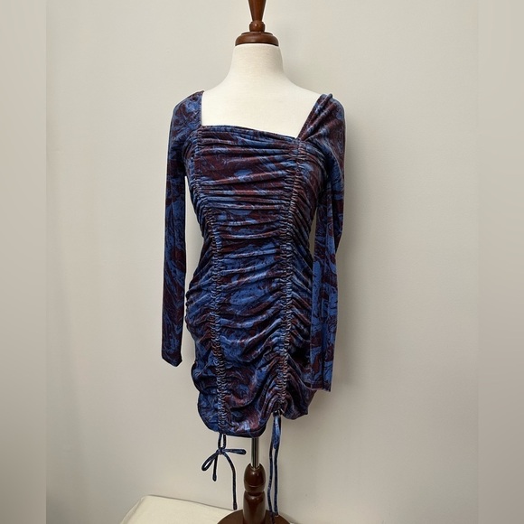 Nwot Wild Fable Velvet Mini Dress with Ruching! Size S - Picture 1 of 5